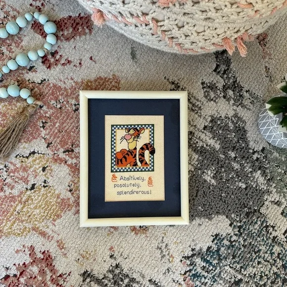 Disney Tigger Handmade Cross-Stitch Art in Cream Frame splendiferous - Picture 11 of 16